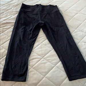 Size 12 Lulu Lemon Capri